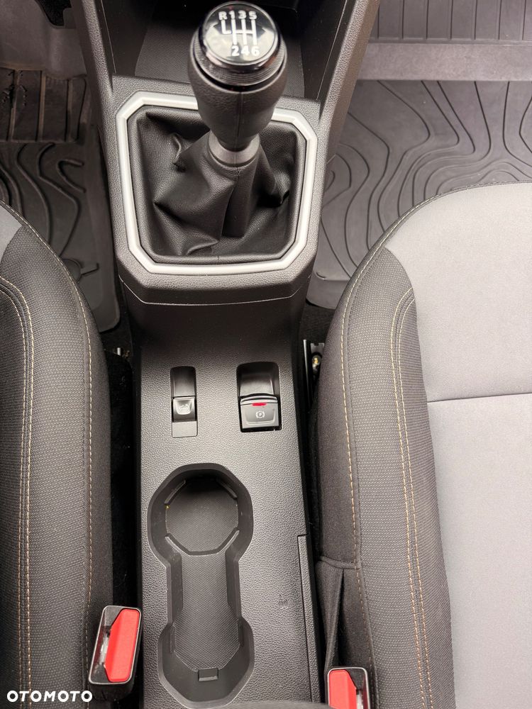 Dacia Sandero - 11