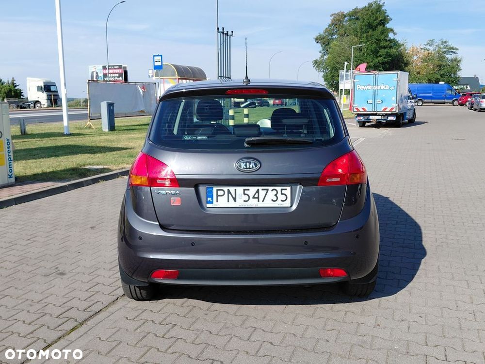 Kia Venga 1.4 M - 4