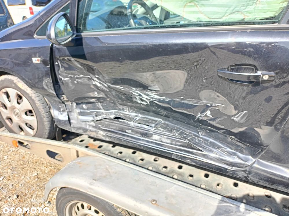 Opel Corsa 1.2 16V Color Edition - 2