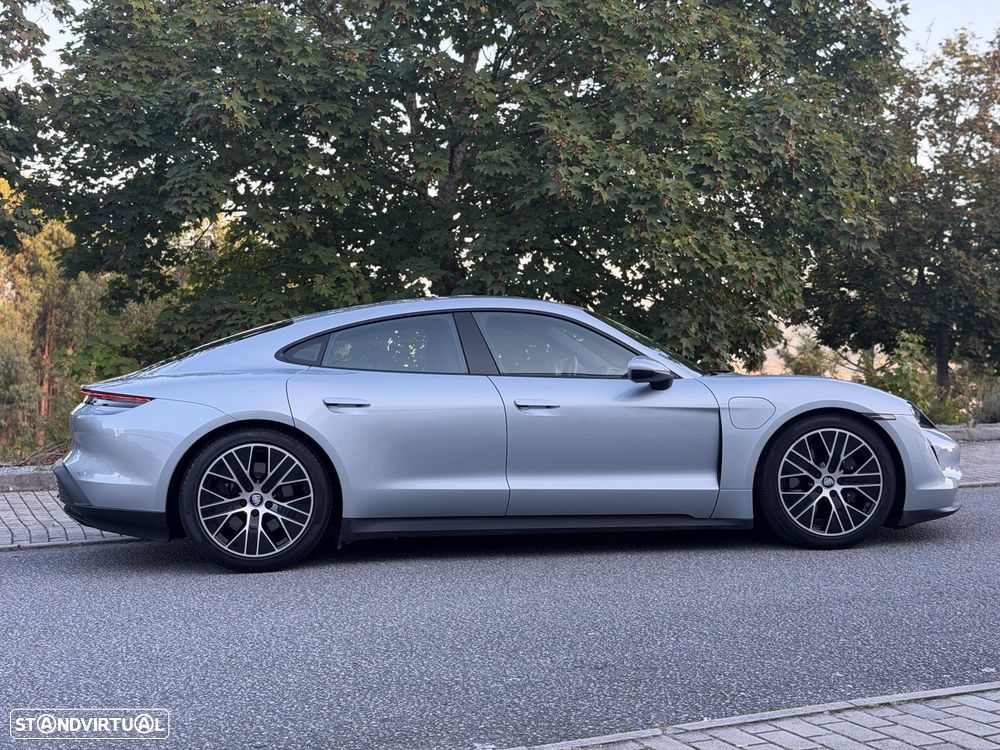 Porsche Taycan Standard - 21