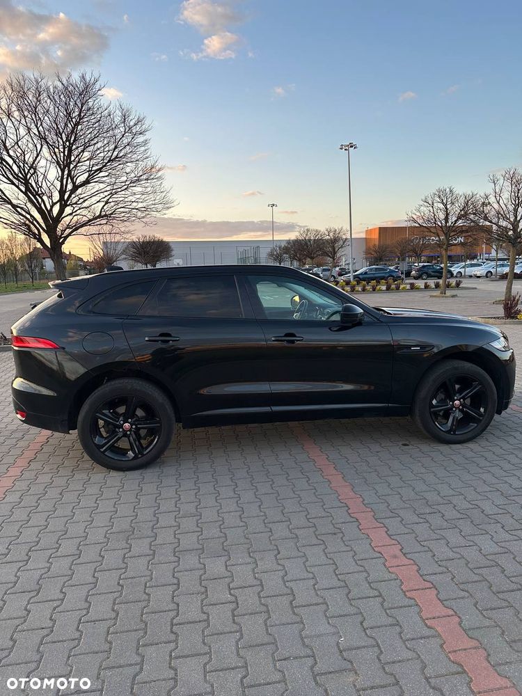 Jaguar F-Pace - 8