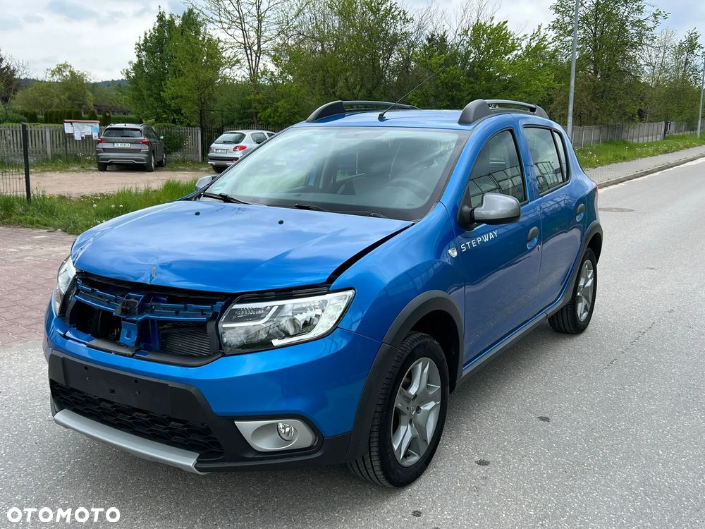 Dacia Sandero TCe 100 Essential - 2