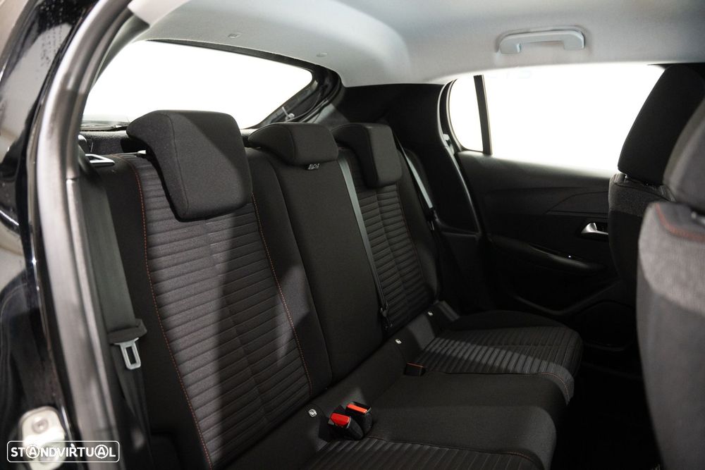 Peugeot 208 1.2 PureTech Allure EAT8 - 14