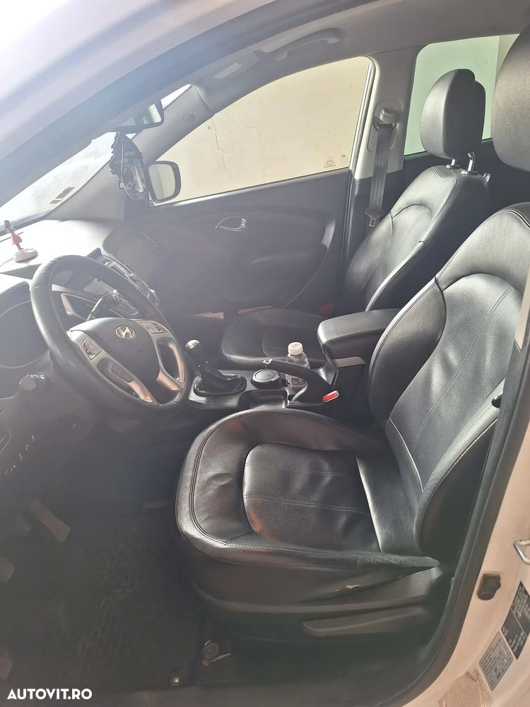 Hyundai ix35 2.0 MPI 4WD GLS Premium - 5