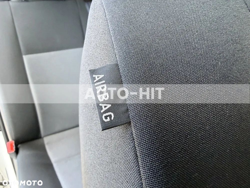Opel Vivaro - 24