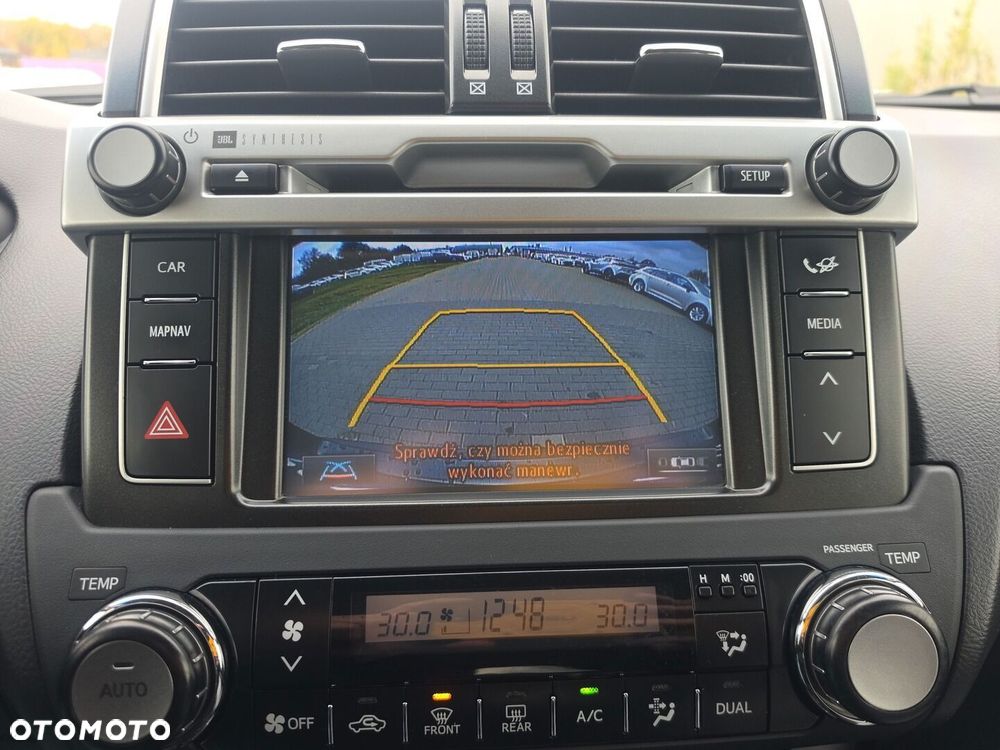 Toyota Land Cruiser - 16