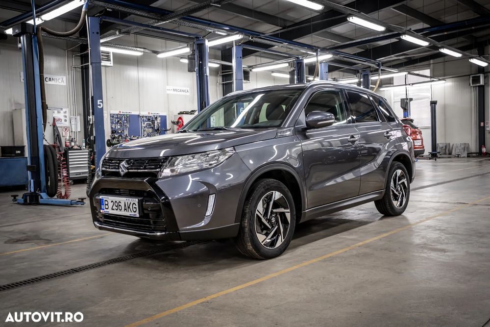 Suzuki Vitara 1.5 AllGrip HEV Luxus - 1