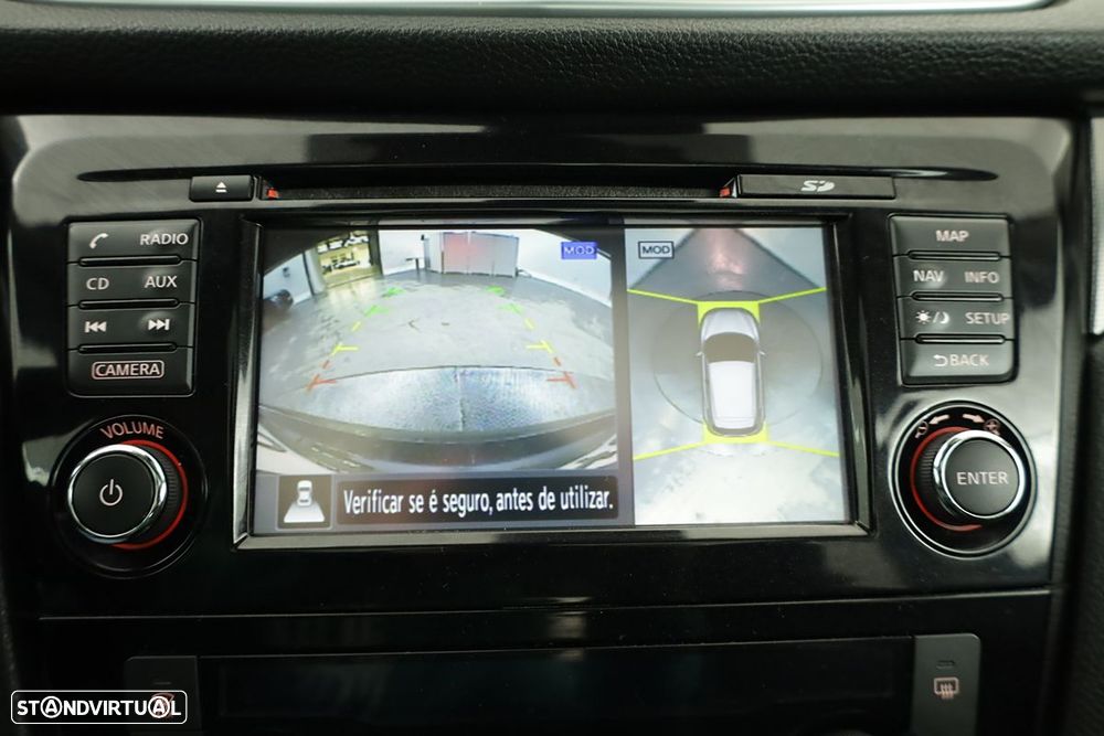 Nissan Qashqai 1.5 dCi N-Connecta 18 - 12