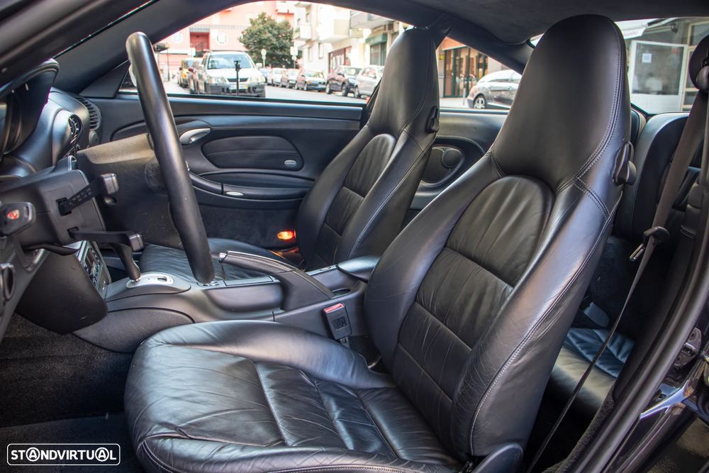 Porsche 911 (996) - 8