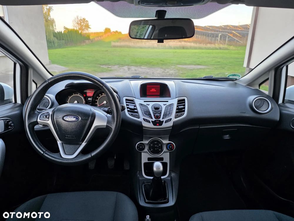 Ford Fiesta 1.25 Champions Edition - 6