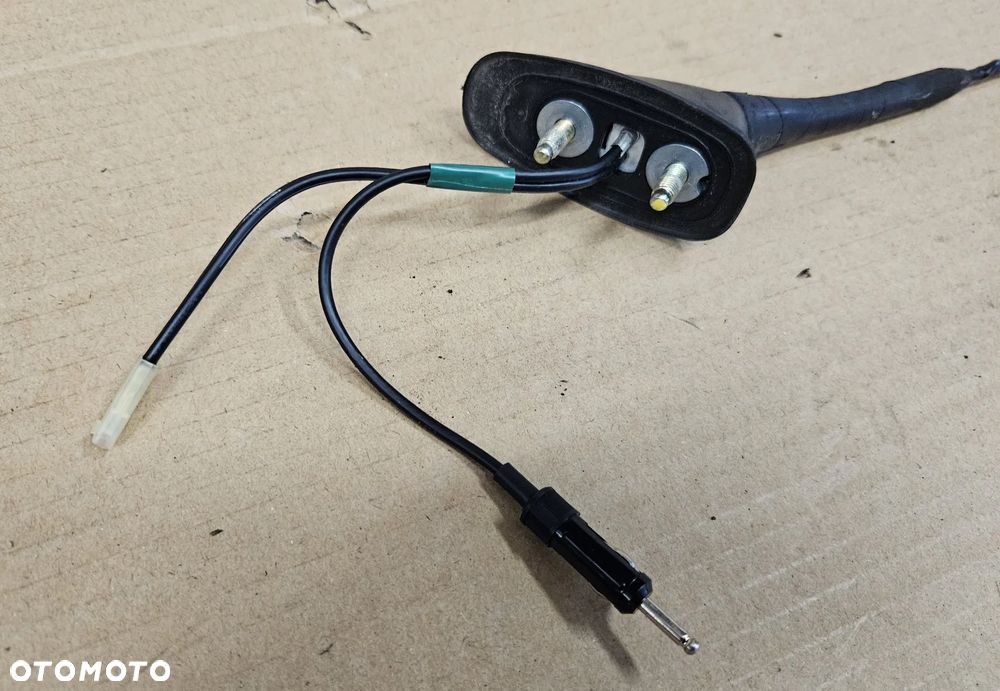 Mitsubishi Lancer  VII antena radiowa - 2