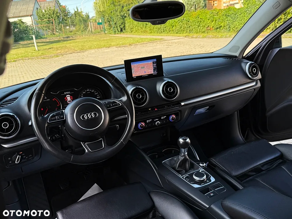 Audi A3 Sportback 2.0 TDI Attraction - 33