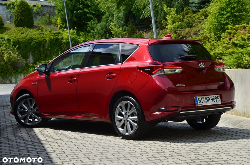 Toyota Auris - 2