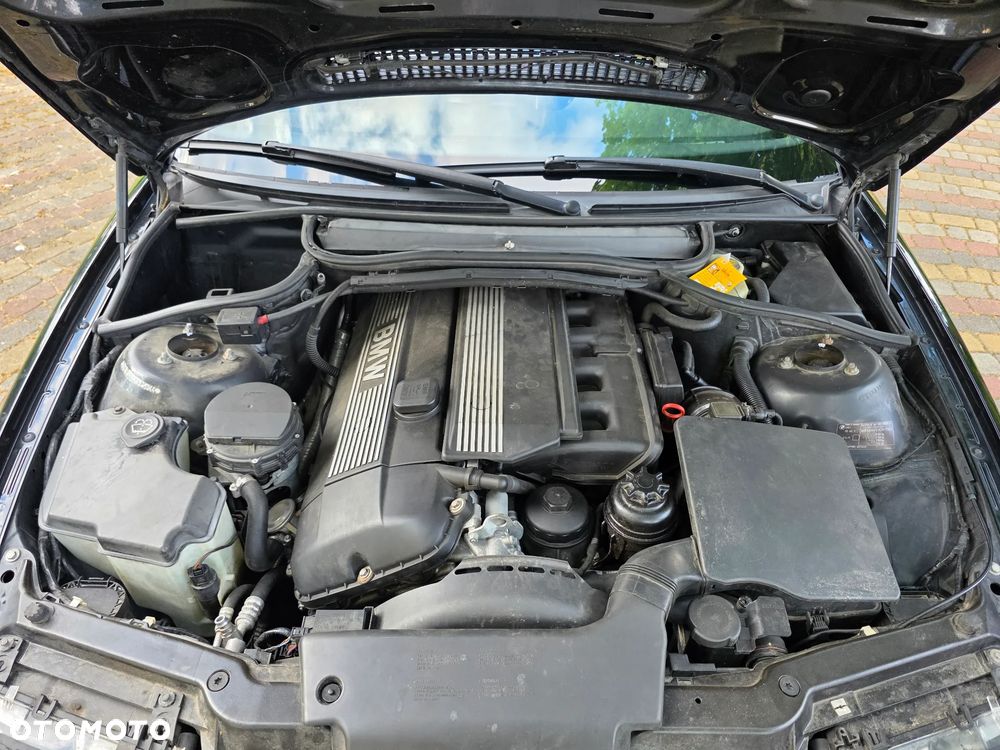 BMW Seria 3 - 38