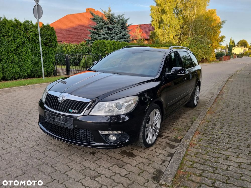 Skoda Octavia 2.0 TDI DPF RS - 1