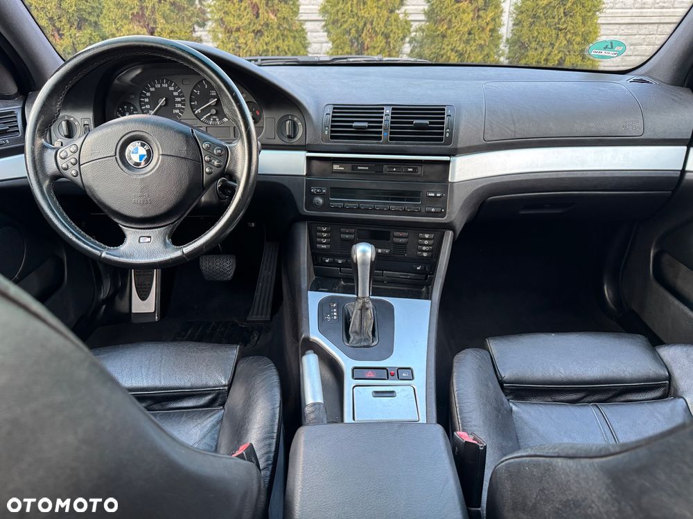 BMW Seria 5 - 8