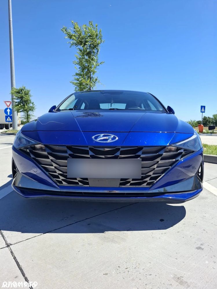 Hyundai Elantra 1.6 Premium - 8