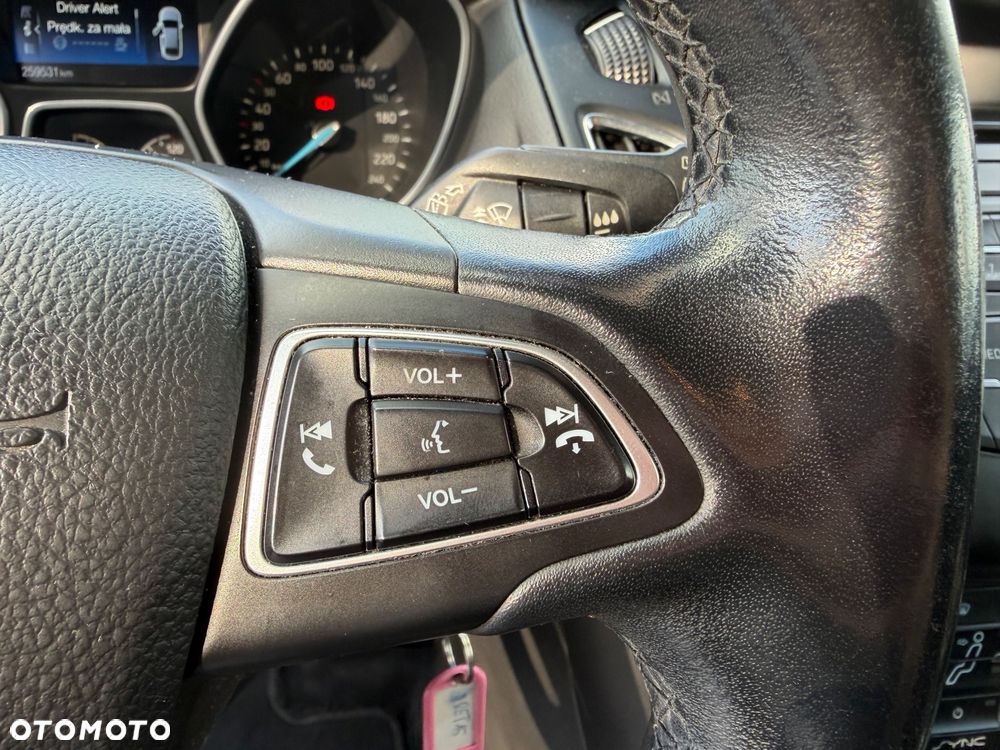 Ford Focus 1.5 TDCi SYNC Edition - 23