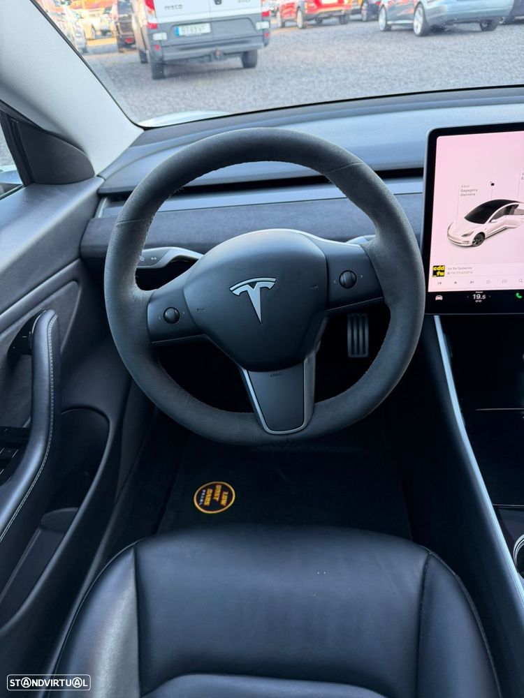 Tesla Model 3 Performance Dual Motor AWD - 25