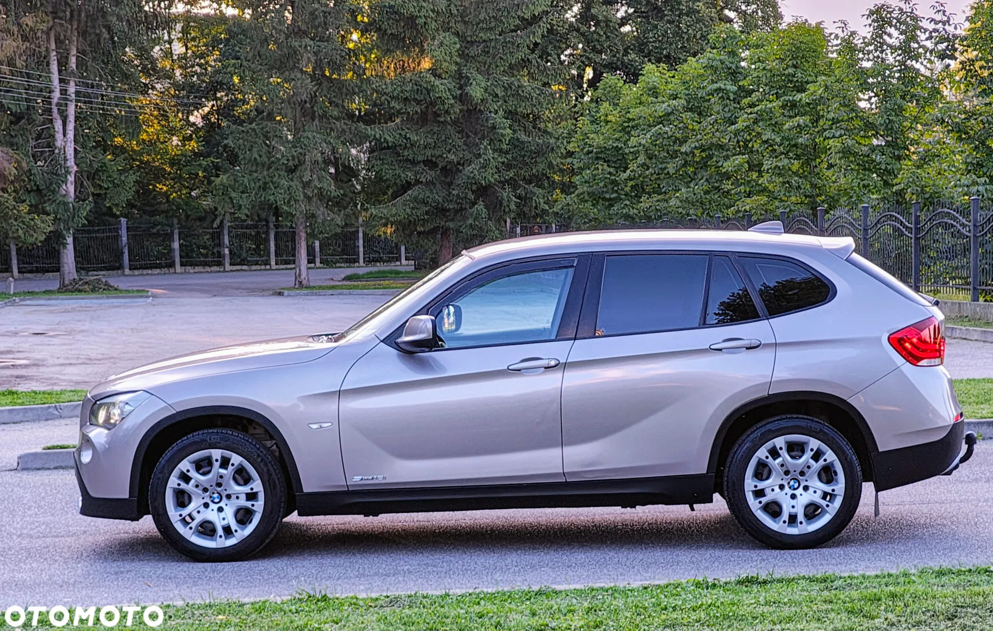 BMW X1 sDrive18i - 9