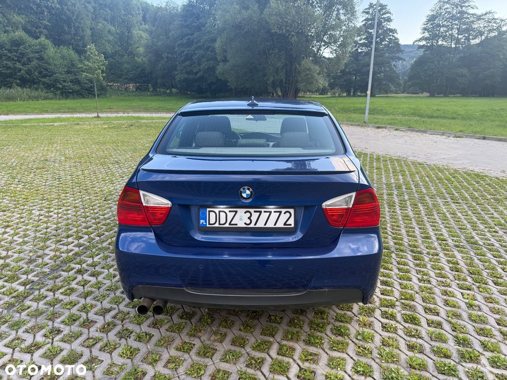 BMW Seria 3 318i - 5