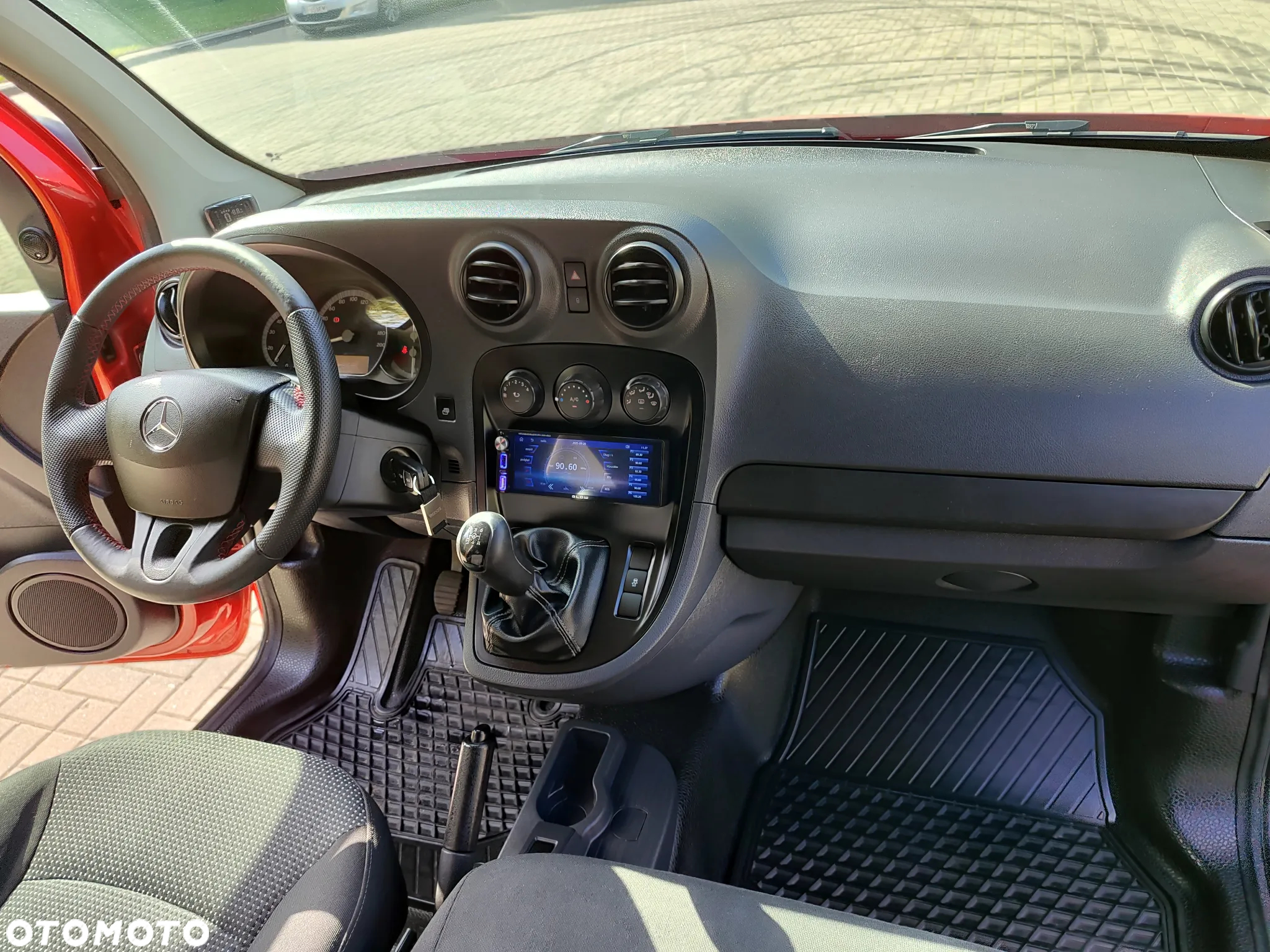 Mercedes-Benz Citan - 11