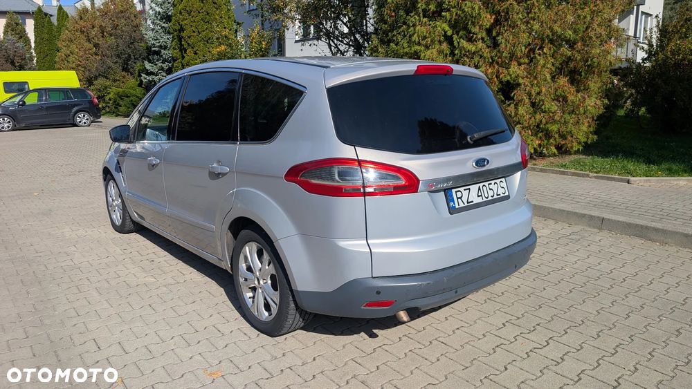 Ford S-Max 2010 photo 5