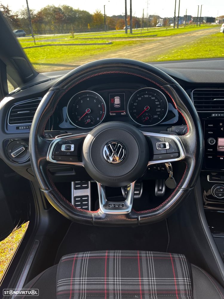 VW Golf GTI (BlueMotion ) DSG - 23