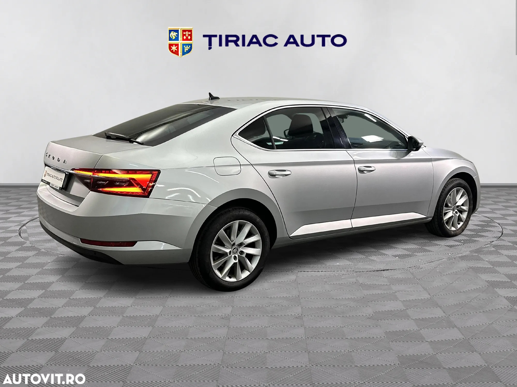 Skoda Superb - 5