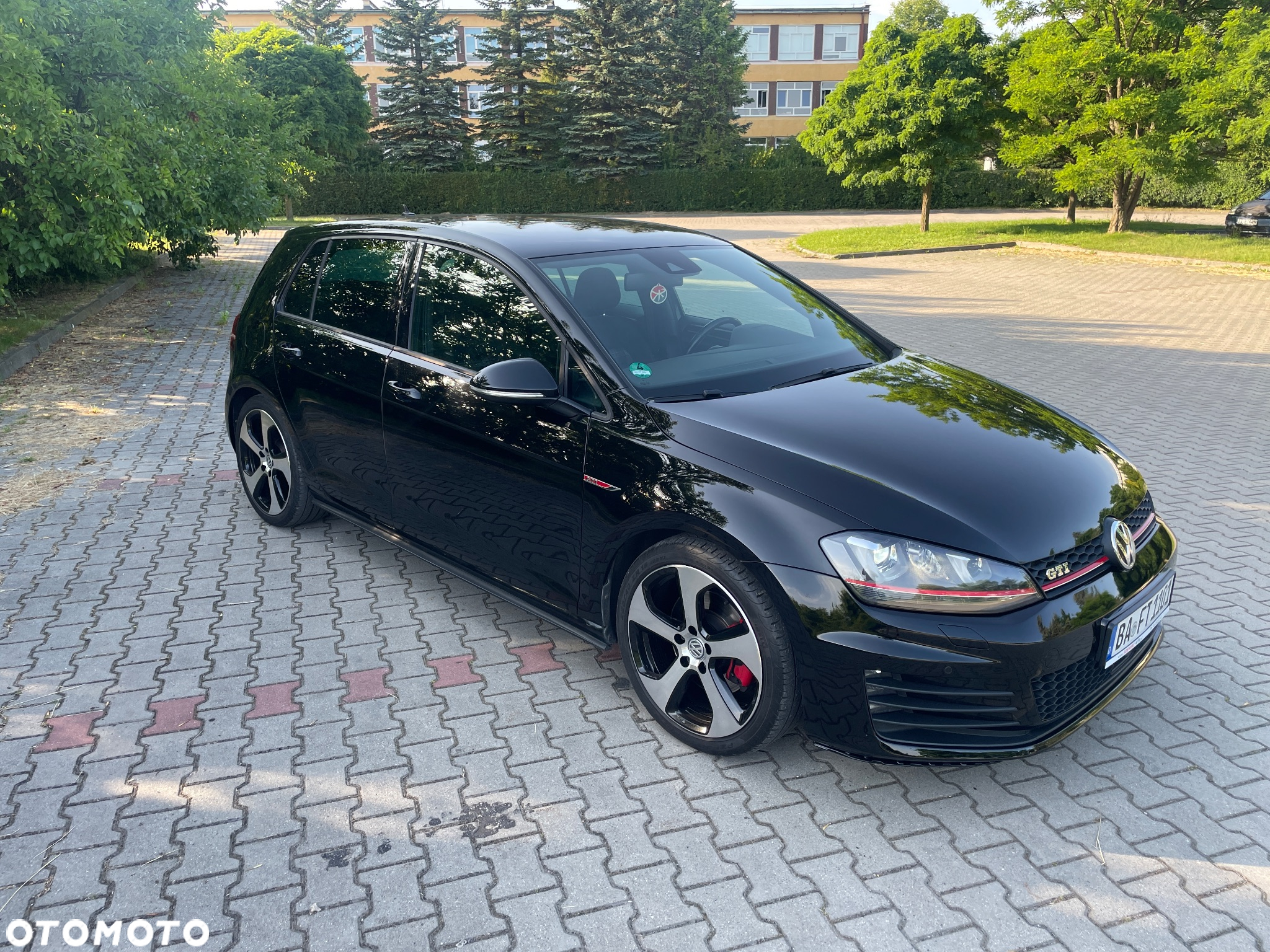 Volkswagen Golf VII 2.0 TSI BMT GTI - 4