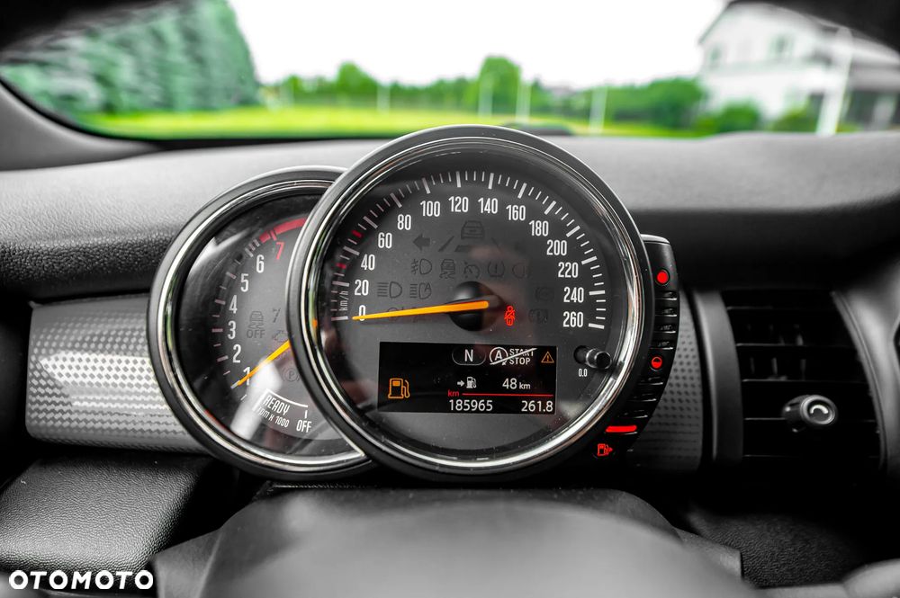 MINI Cooper Essential Trim - 24