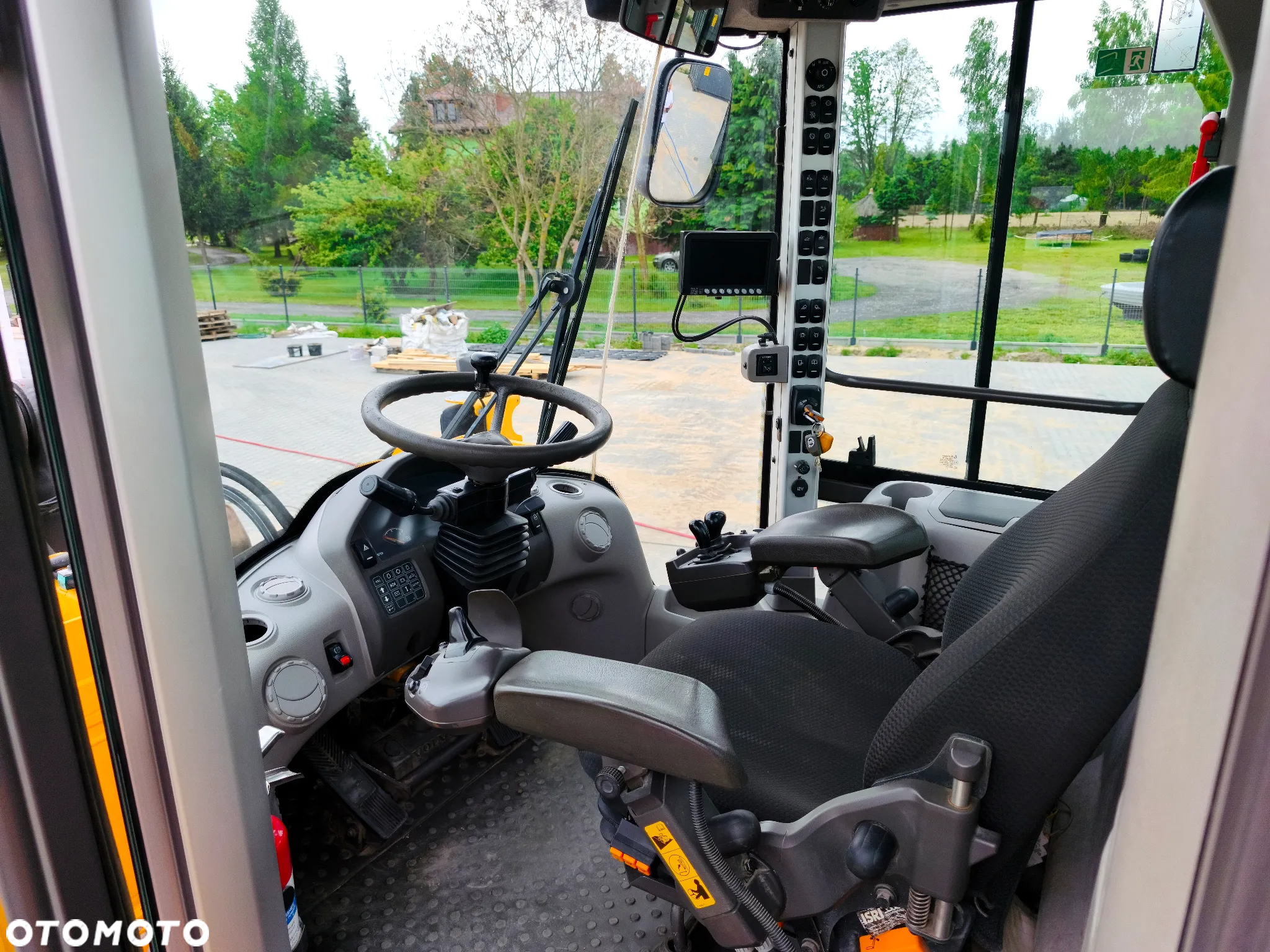 Volvo L150G - 14