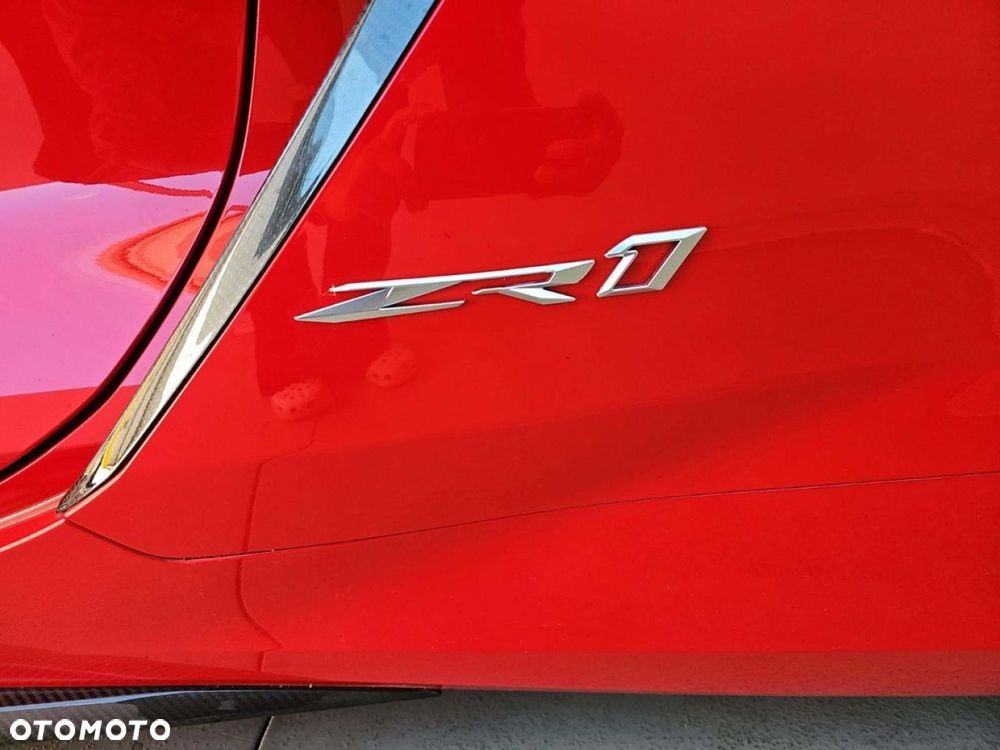 Chevrolet Corvette - 10