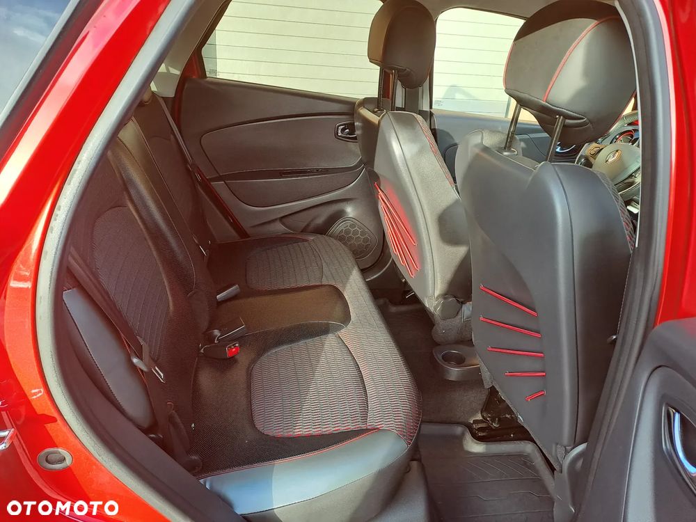 Renault Captur 0.9 Energy TCe Helly Hansen - 24