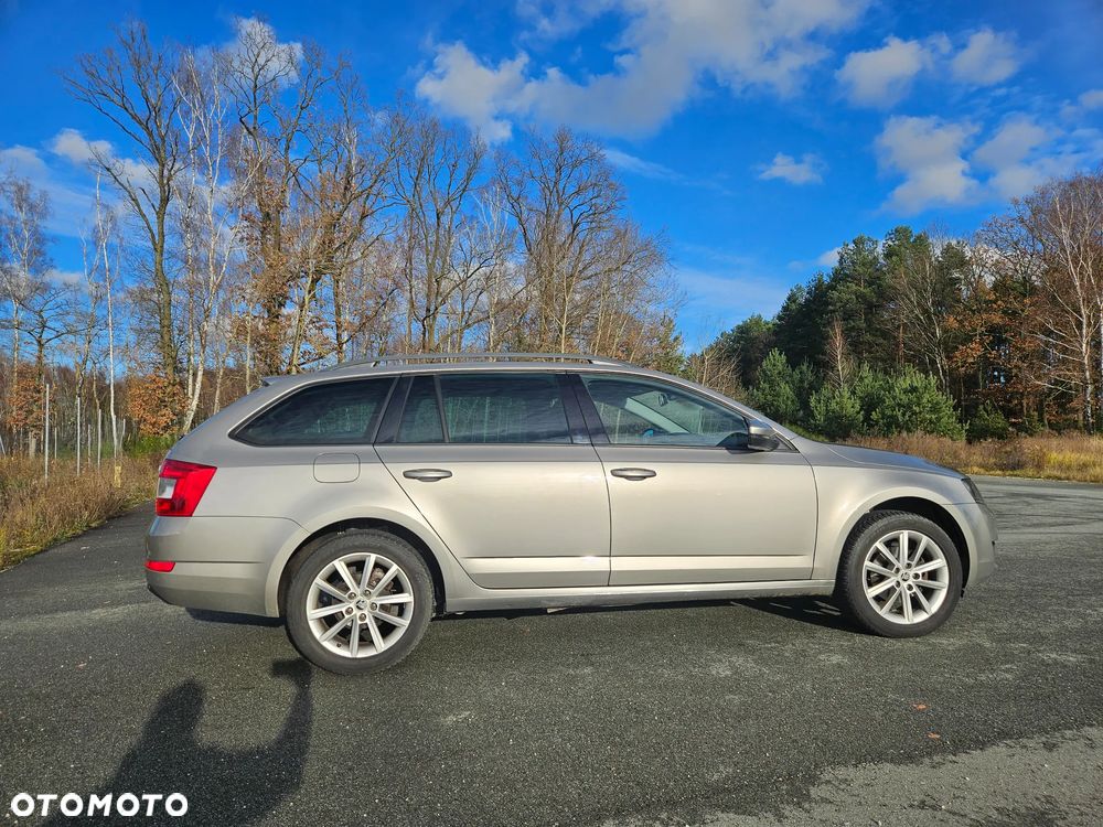 Skoda Octavia 2.0 TDI Ambition DSG - 7