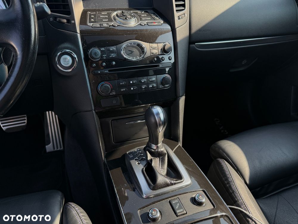 Infiniti QX70 3.0d S Premium - 19