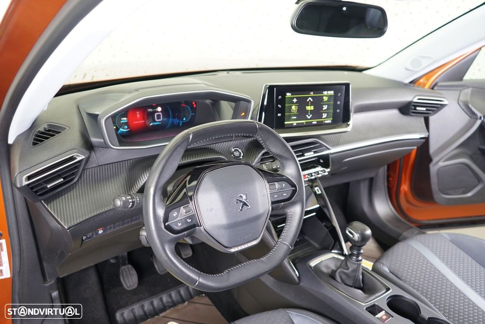 Peugeot 2008 1.2 PureTech Allure Pack - 16