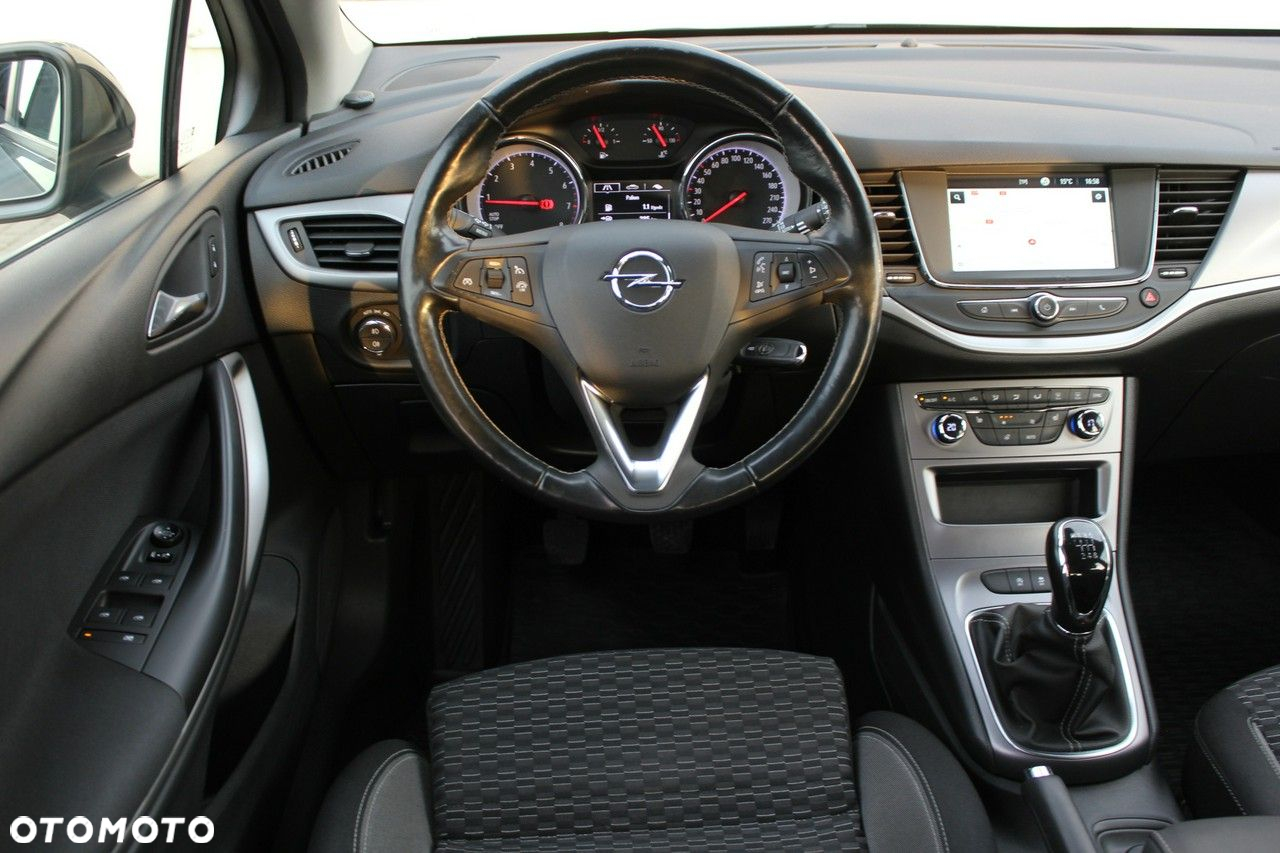 Opel Astra - 11