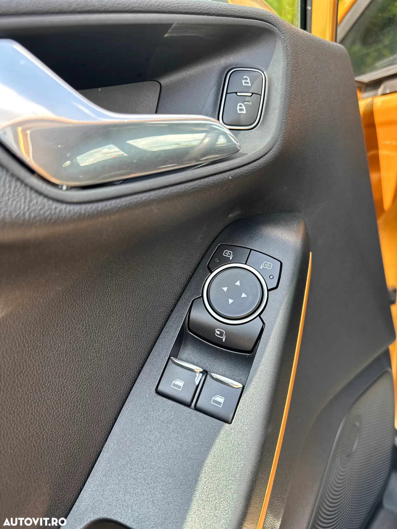 Ford Fiesta 1.0 EcoBoost S&S ACTIVE X - 35