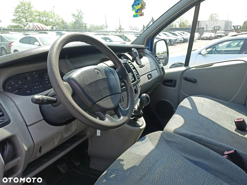 Renault Trafic - 8