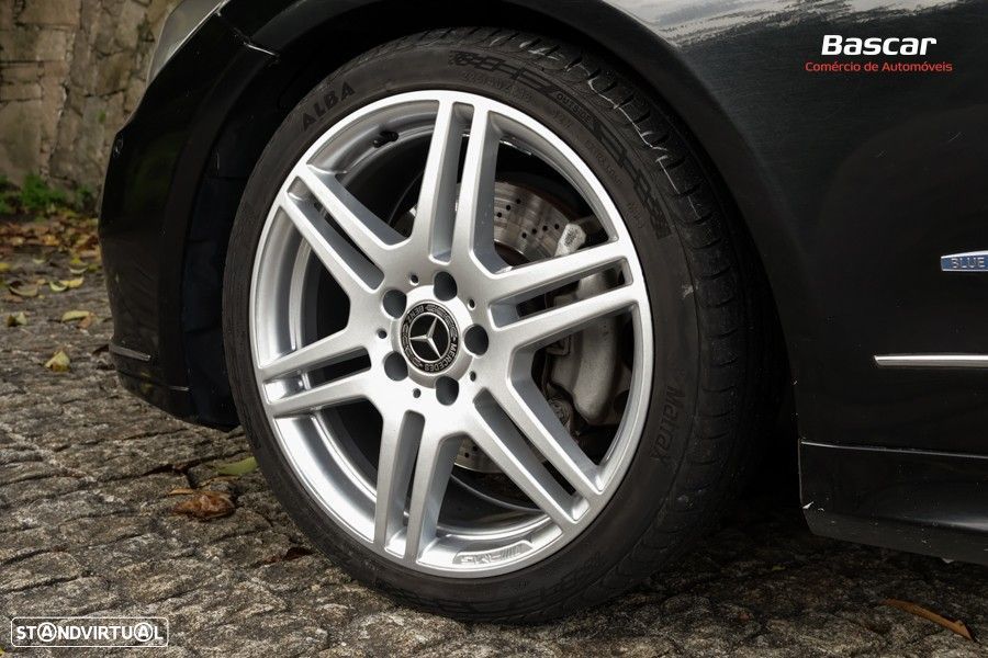 Mercedes-Benz E 250 CDI Avantgarde BE Auto. - 12