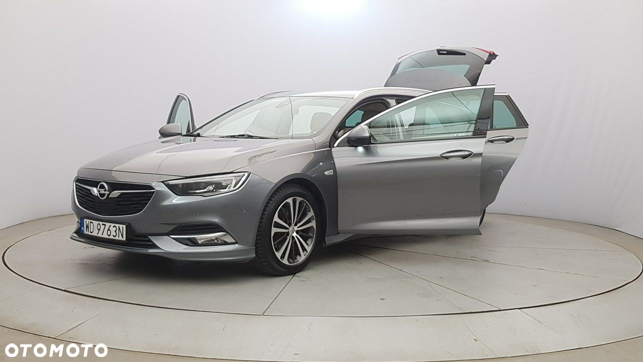 Opel Insignia - 10
