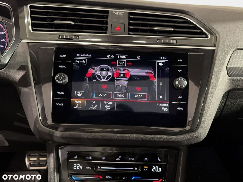 Volkswagen Tiguan - 30