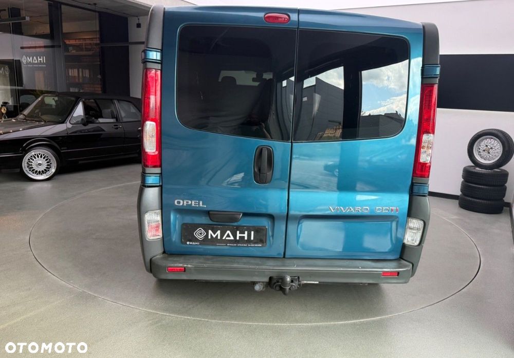 Opel Vivaro - 10