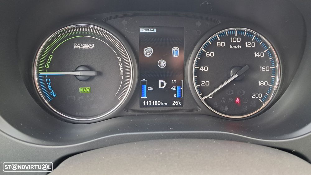Mitsubishi Outlander 2.0 Instyle Navi - 7