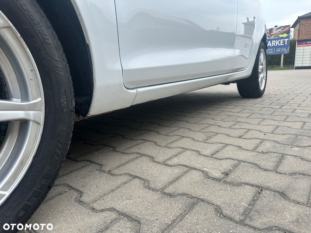 Ford Fiesta 1.4 Trend - 11