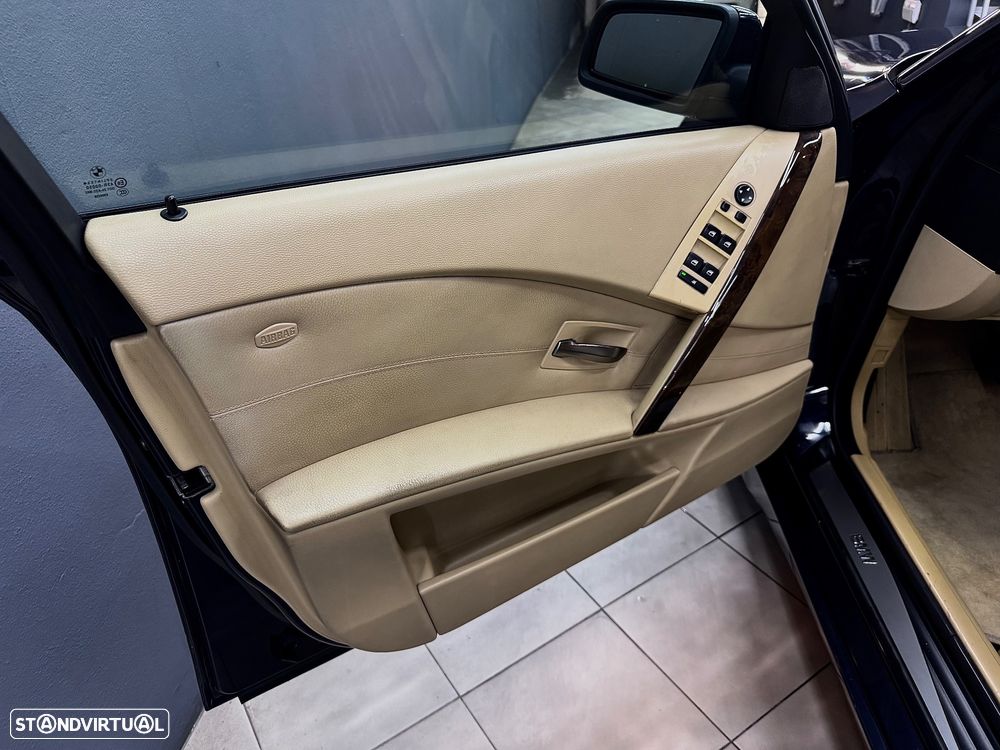 BMW 525 dA Touring - 6