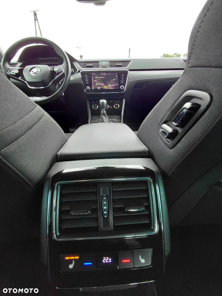 Skoda Superb 2.0 TSI Style DSG - 24