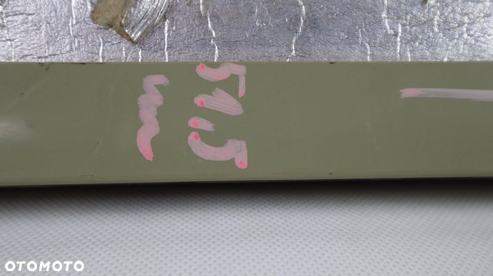 KAMPER PRZYCZEPA KEMPINGOWA DRZWI ZAMRAŻARKI 29 CM X 51,5 CM - 5