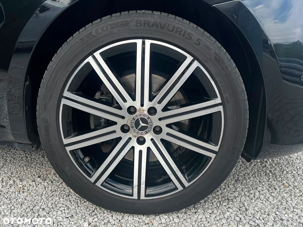 Mercedes-Benz Klasa V 300 d 4-Matic 9G-Tronic (ekstra dł) - 28
